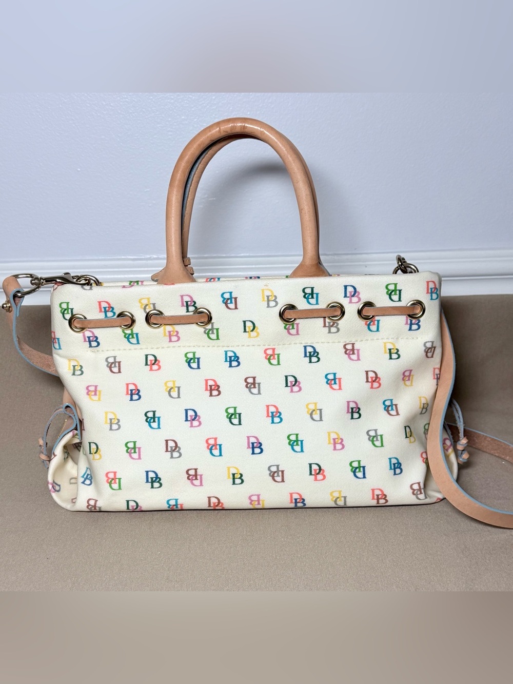 🌈 Vintage Y2K Dooney & Bourke Rainbow Monogram "IT" Bag - Iconic - Picture 2 of 9